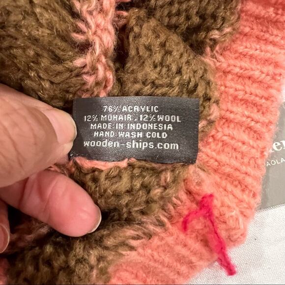 Wooden Ships Hat/Gloves/Scarf Set NWT - Picture 4 of 8